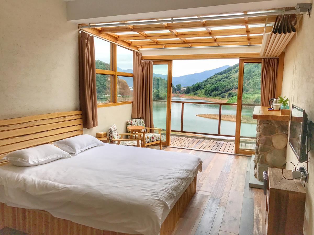 The Lake View Deyishe Resort In Thousand Island Lake Qianwu Zewnętrze zdjęcie