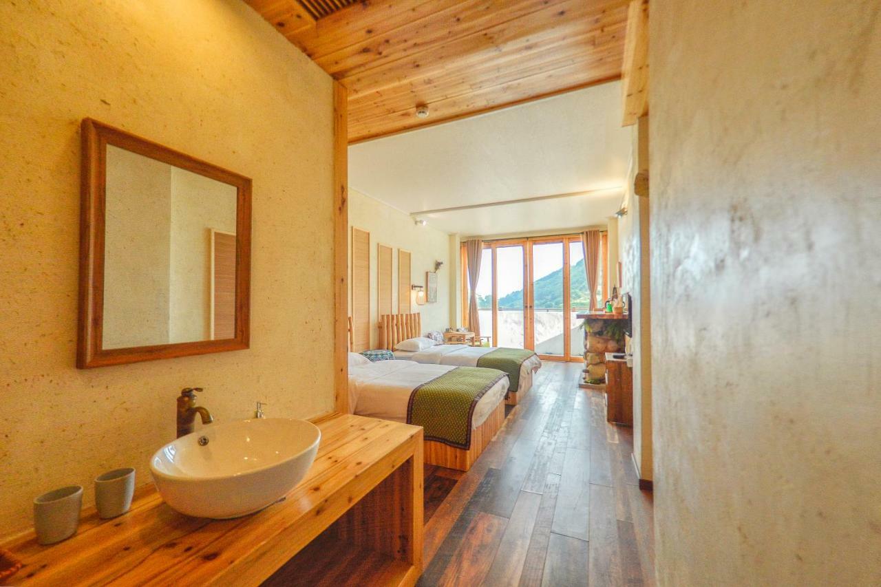 The Lake View Deyishe Resort In Thousand Island Lake Qianwu Zewnętrze zdjęcie